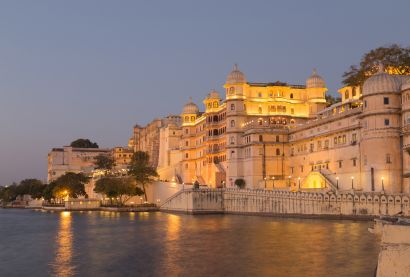 Glowing Udaipur City Palace during 02 Days Udaipur Weekend Tour